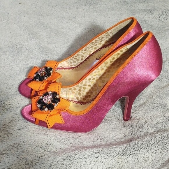 Poetic License Pink and Orange Satin Heels with Bow Accent - Picture 6 of 11